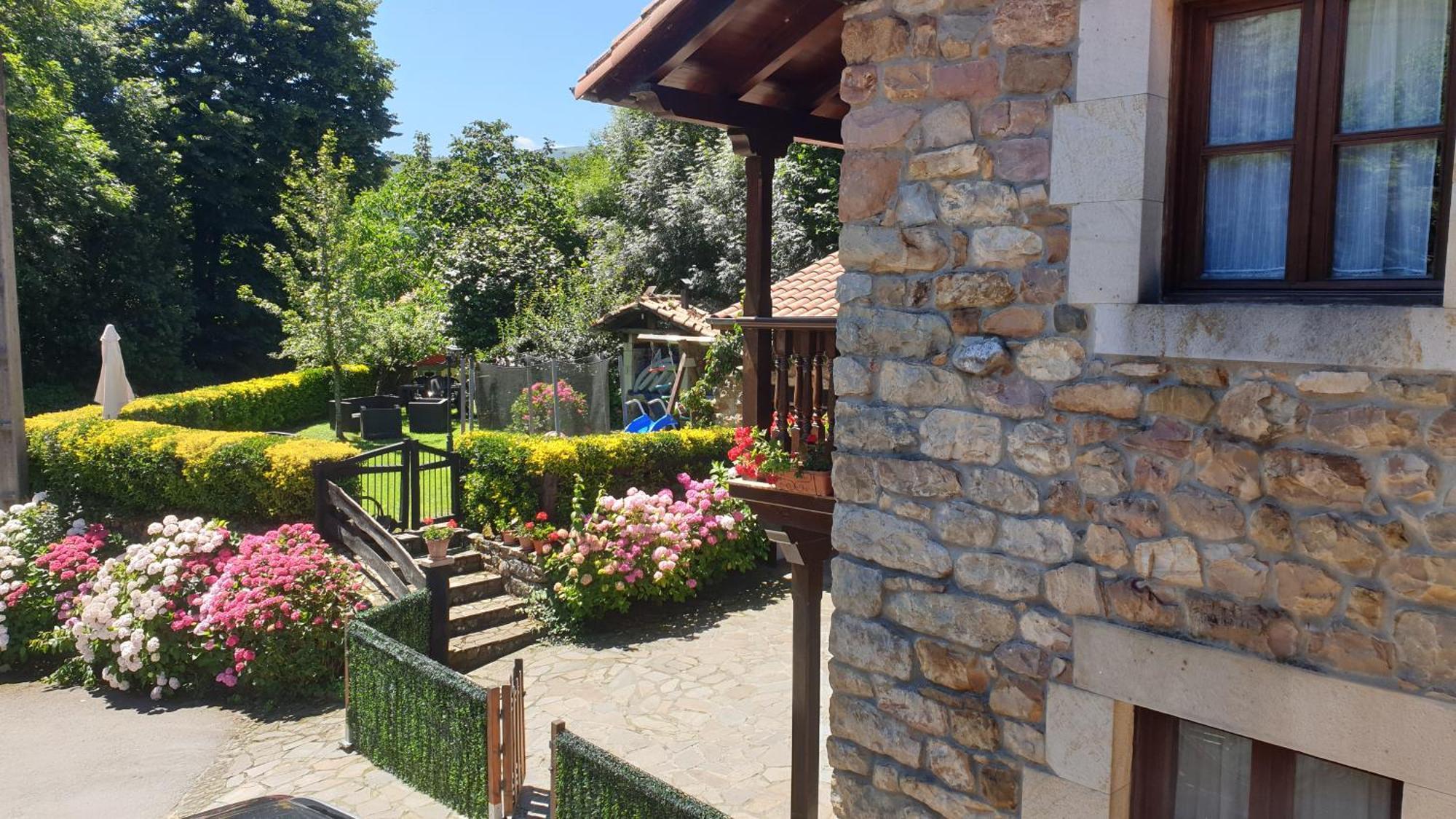 Casa Rural Caborzal Renedo De Cabuerniga 外观 照片