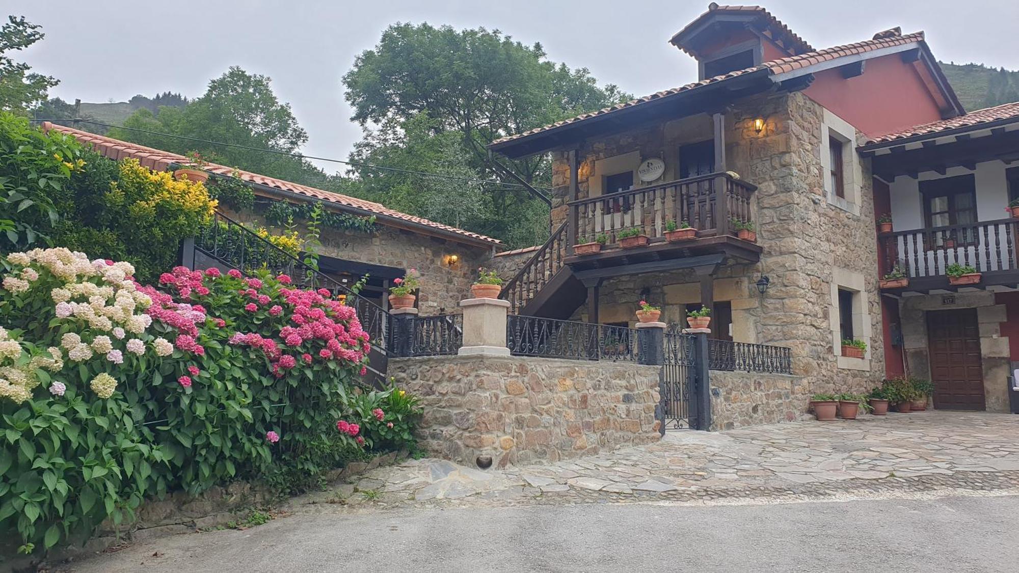 Casa Rural Caborzal Renedo De Cabuerniga 外观 照片