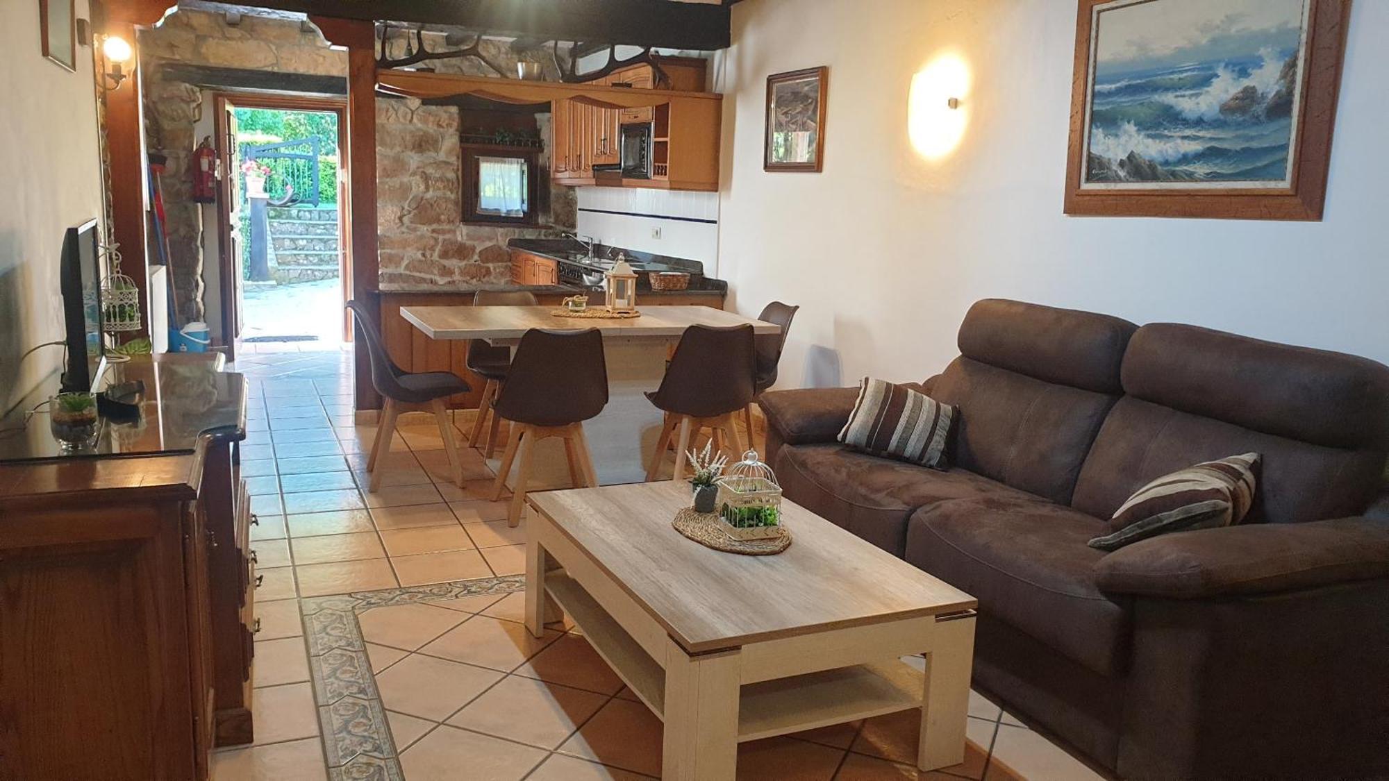 Casa Rural Caborzal Renedo De Cabuerniga 外观 照片